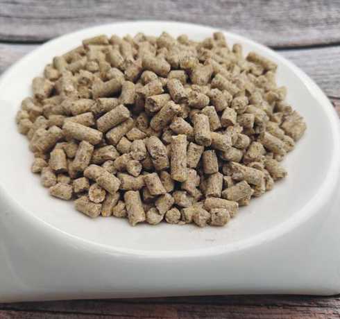 正大仔猪150浓缩饲料 仔猪浓缩饲料和猪用浓缩饲料有什么区别